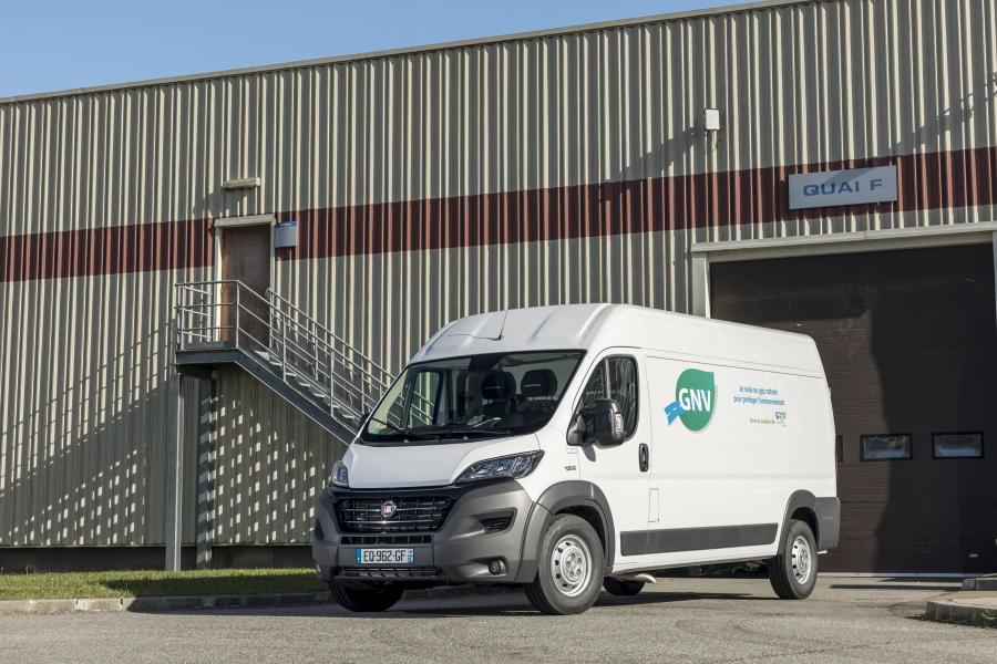  Fiat Ducato Maxi Van Natural Power L3H2 (290) 2017 года  (фото 7 из 15)